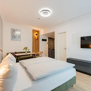 Aparthotel Nena Adlershof, Berlino